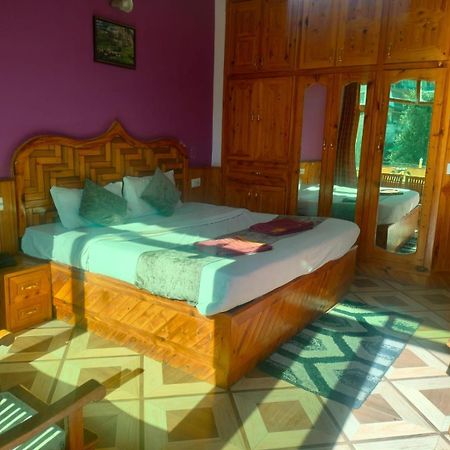 Govind Royal Stay Manāli Exterior foto
